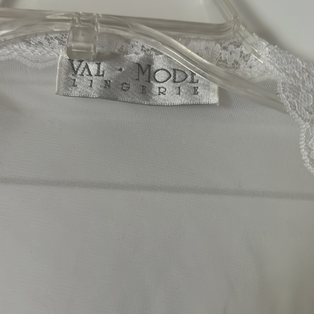 Negligee with Robe - Picture 5 of 9
